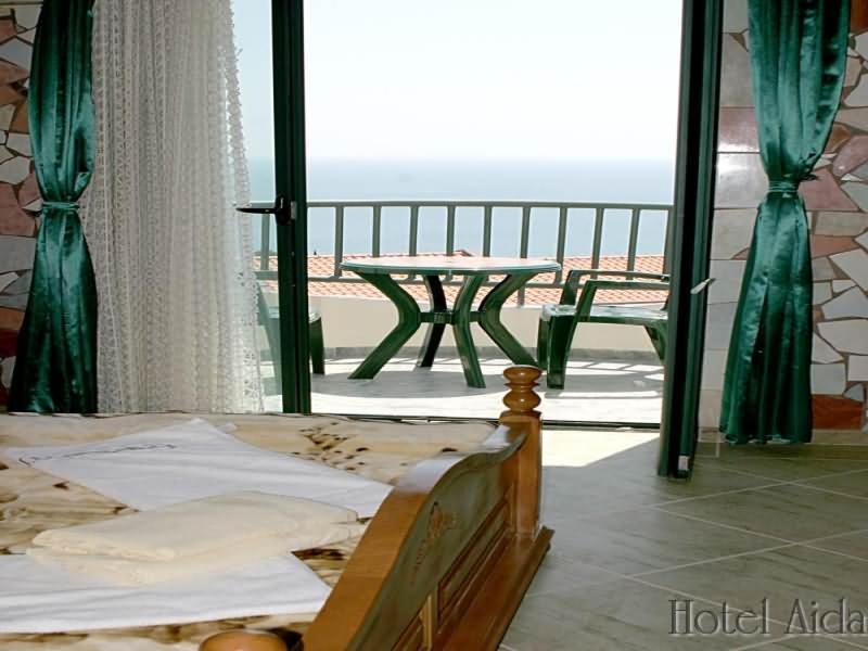 Apartmani Aida Ulcinj Exterior photo