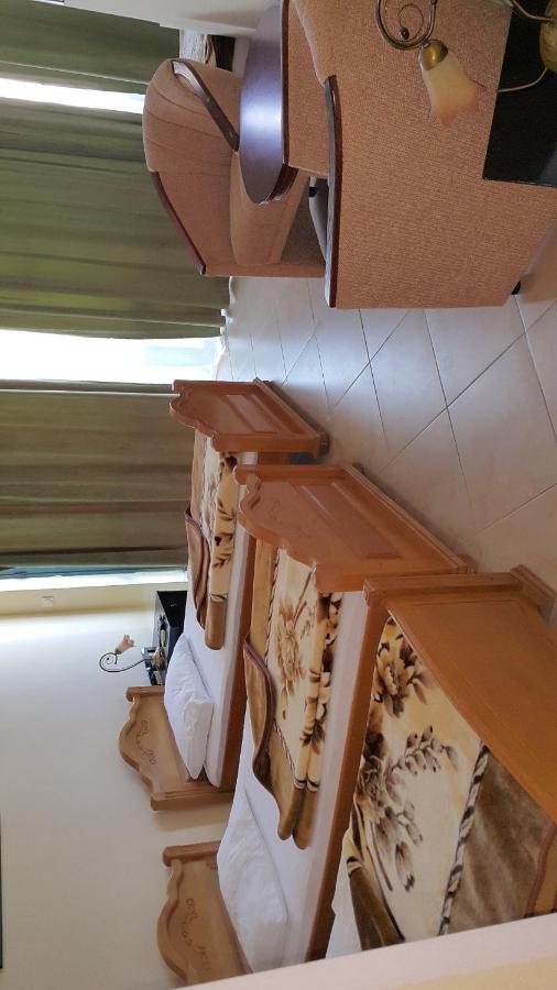 Apartmani Aida Ulcinj Exterior photo