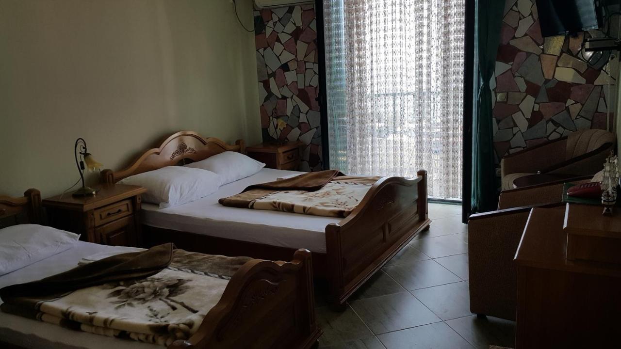 Apartmani Aida Ulcinj Exterior photo